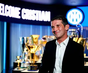 سرنوشت لژیونر ایرانی در دستان یک رومانیایی