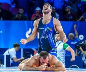 حرف‌های عجیب دبیر درباره کتف حسن یزدانی