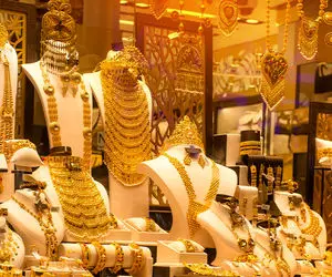 با کجا چنین شتابان؛ از طلا و سکه باید پرسید