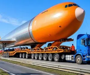 جابه جایی جانکاه؛ موشک بالستیک رو از وسط جاده مهلک با تریلی 18 چرخ بردن منطقه عملیاتی