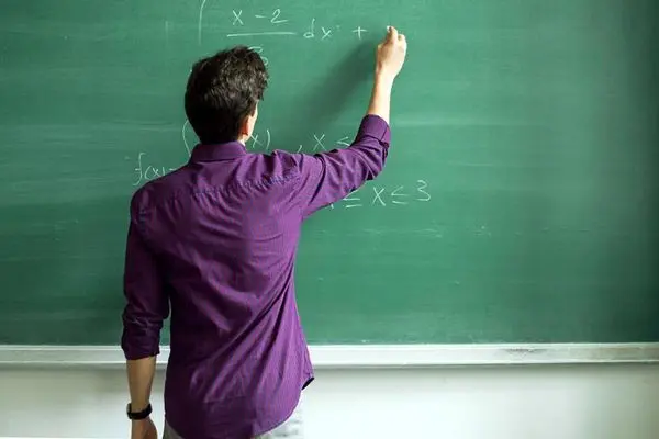 پاداش پایان خدمت فرهنگیان