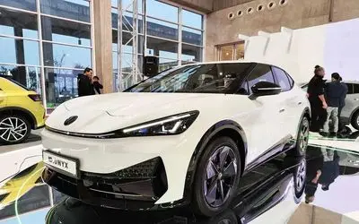 اولین عرضه خودروهای وارداتی در بورس + جزئیات