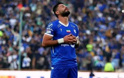 مدافع مازاد استقلال راهی خیبر می شود؟