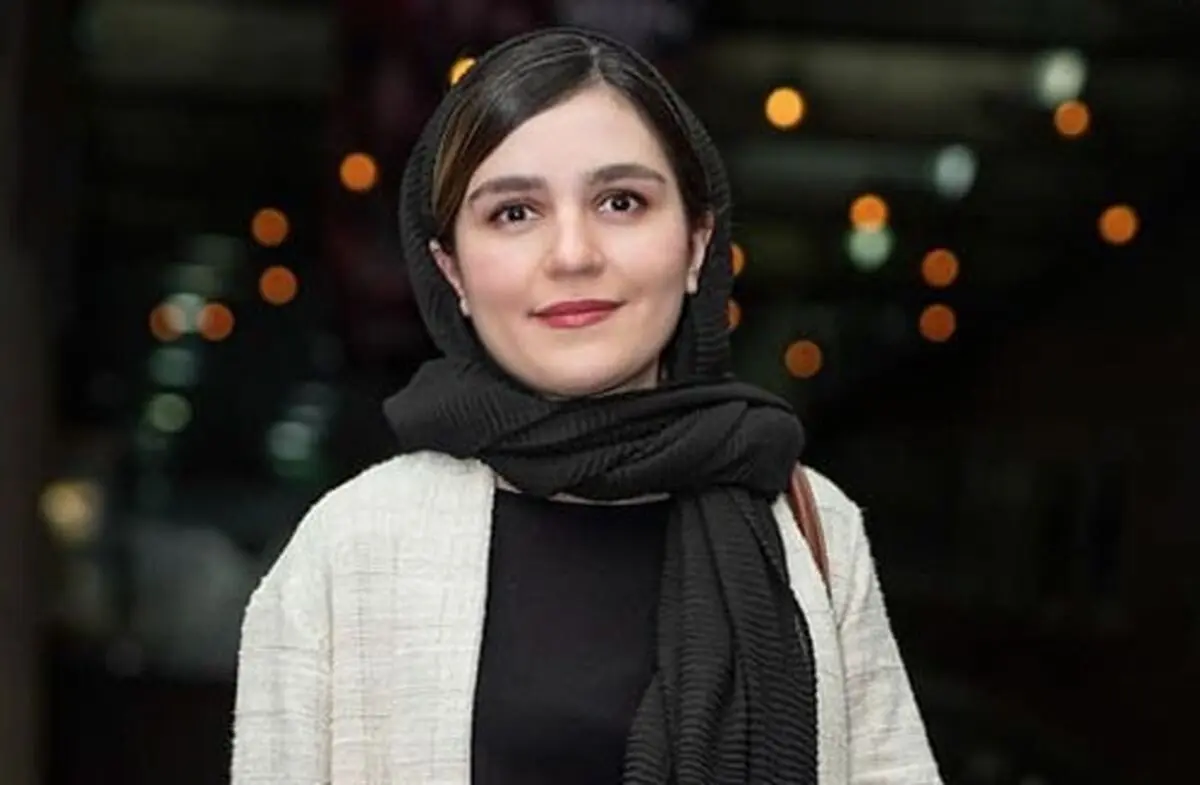 مونا احمدی