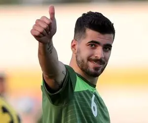 عزت‌اللهی: من و جهانبخش به دلایل بی ربط از تیم ملی دور شده بودیم