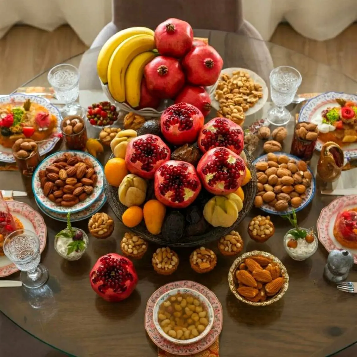 yalda-dinner-table-6-780x780