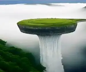 معماری خلاقانه؛ آب رود که از کوه نشات میگیره رو هدایت کردن روش سردوش زدن آبشار میریزه