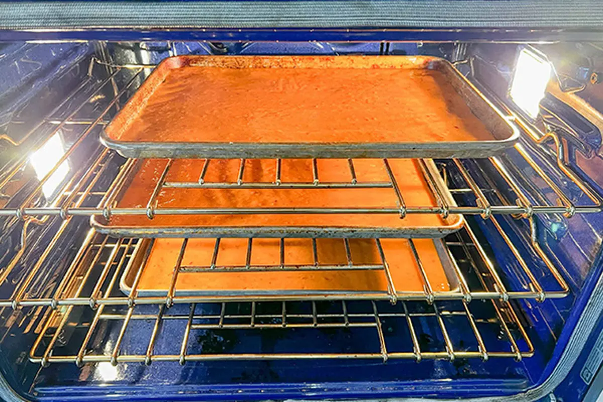 making-peach-leather-on-oven