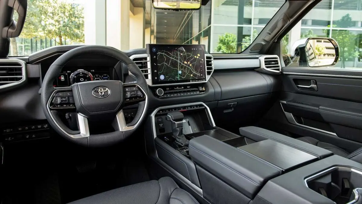 Toyota Sequoia2023