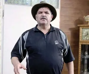 آواز غم آلود؛ به کیانوش گرامی نمیومد همچین نفس سوزداری داشته باشه خانومه گریه کرد