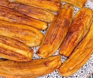 ترفندهای خانه داری؛ سرخ کردن بادمجان بدون جذب روغن هر کیلو فقط با یه قاشق
