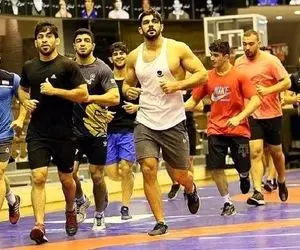 استوری هیجان انگیز در اینستاگرام؛ کشتی گیران با آهنگ مازندرانی تمرین می کنند!