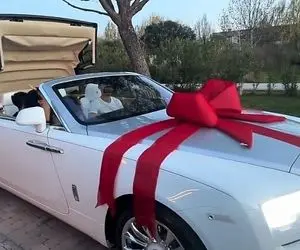 (عکس) کادو لاکچری رونالدو در سال نو! 