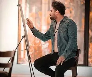 آواز عاشقانه؛ علی منتظری طوری با احساس این آهنگ خوند که بشنوی قلبت به تاب تاب می افته