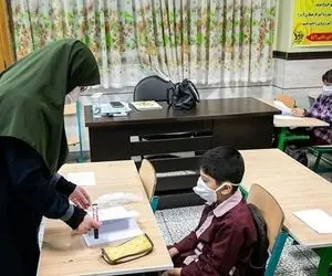 تناقض گویی ها معلمان را خسته کرد؛ بالاخره حقوق ها همتراز هیات علمی می شود؟