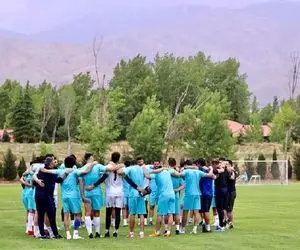 استقلال با ۵ غایب مقابل پدیده!