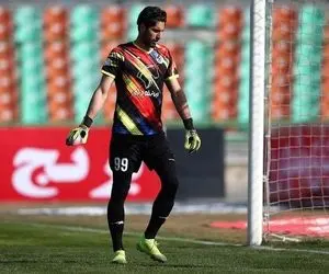 بدشانسی‌ استقلال در آستانه مصاف با الهلال؛ حواشی خط دروازه این تیم تمامی ندارد