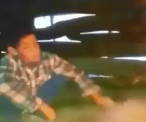 آواز احساسی؛ پسرک بی خانمان تو جنگ دل یه ملت رو با آهنگ بمیرم برات مادرم خون کرد