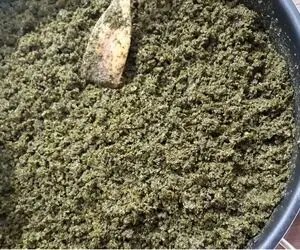 ترفندهای خانه داری؛ نحوه سرخ کردن سبزی قورمه سبزی با تمام نکات