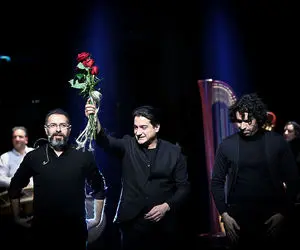 آواز عاشقانه؛ باید خریدارم شوی با صدای روح نواز همایون شجریان و پنجه طلایی نوازنده ها