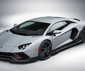 لامبورگینی برای ورود به جمع خودروسازان هیبریدی آماده است؟!