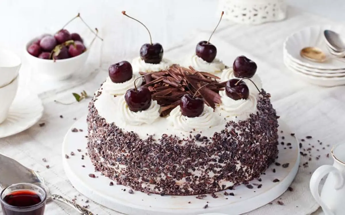 http___cdn.cnn.com_cnnnext_dam_assets_181127110638-21-50-sweets-travel-black-forest-cake