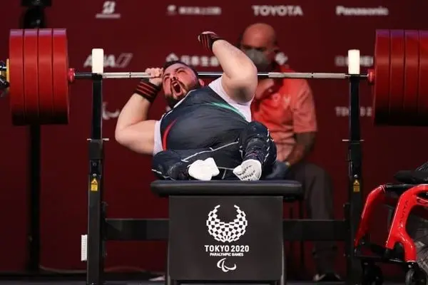  روح الله رستمی