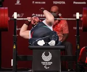 کسب اولین مدال طلای پارالمپیک ایران توسط روح الله رستمی