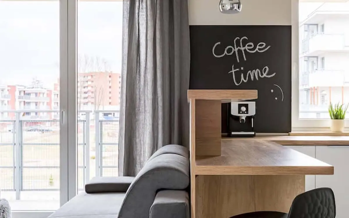 making-a-room-look-bigger-6-32