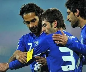 استقلال دربی های آذرماه را می برد؛ به یاد شریفات!