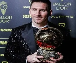 (عکس) تیپ خاص مسی و آنتولا در مراسم د بست فیفا