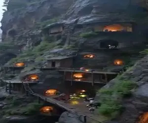 معماری خلاقانه / آدمای از دنیا فراری کندوهای انسانی تو کوه ساختن بدون بازگشت به زمین