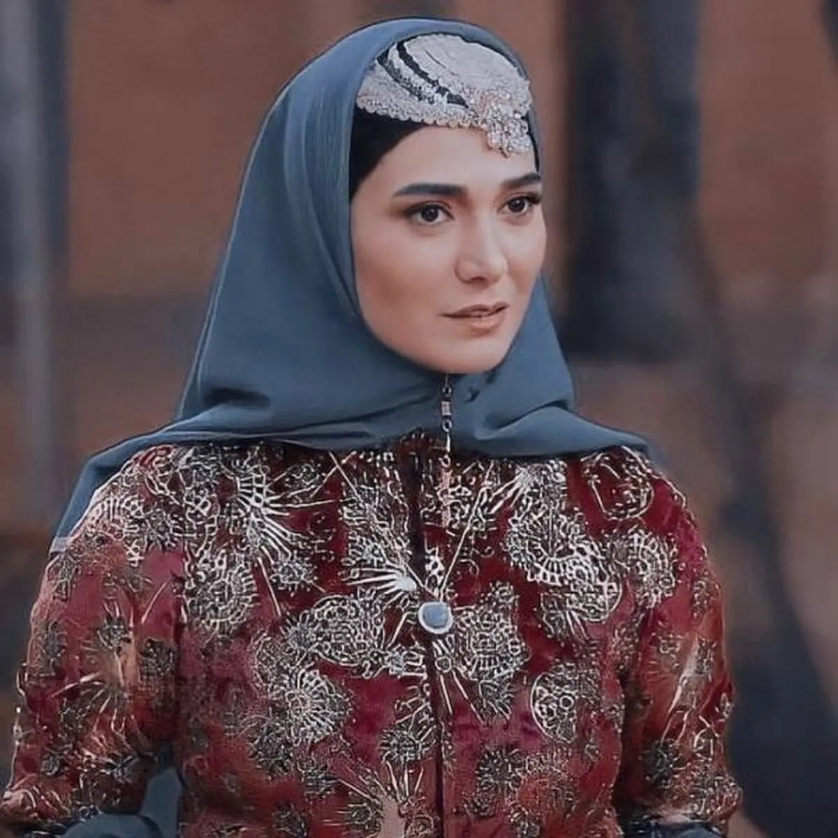 مینا-وحید