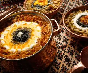 آموزش آشپزی؛ ترفند های خوشمزه تر شدن آش رشته با اندازه دقیق مواد و نکات مربوط به سبزی