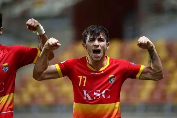 فرشاد احمدزاده