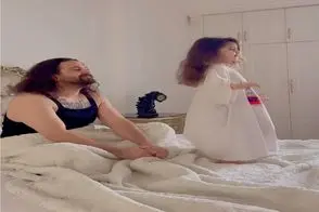 آواز شاد؛ دختربچه فنقلی صبح جمعه لای پر قو برا باباش رقص دلبری میره میخوای هورتش بکشی