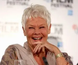 بازیگری که به دلیل نابینایی دیگر نمی تواند بازی کند