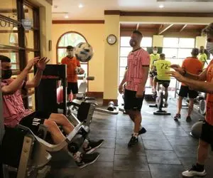 ۳۲ ساعت اضطراب در هند؛ جواب تست کرونا پرسپولیسی‌ها چه شد؟