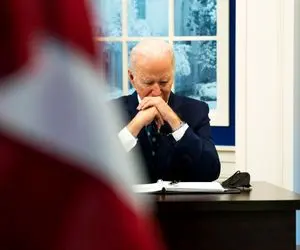 چرا بایدن از رقابت های انتخاباتی کنار نمی کشد؟  