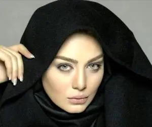 فیلم گریه های طرفدار سحرقریشی در بغل او بدون رعایت پروتکل ها