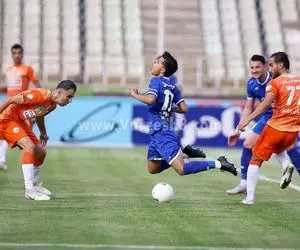 (ویدیو) صحنه مشکوک پنالتی روی خاقانی و قائدی در بازی استقلال سایپا 19 تیر