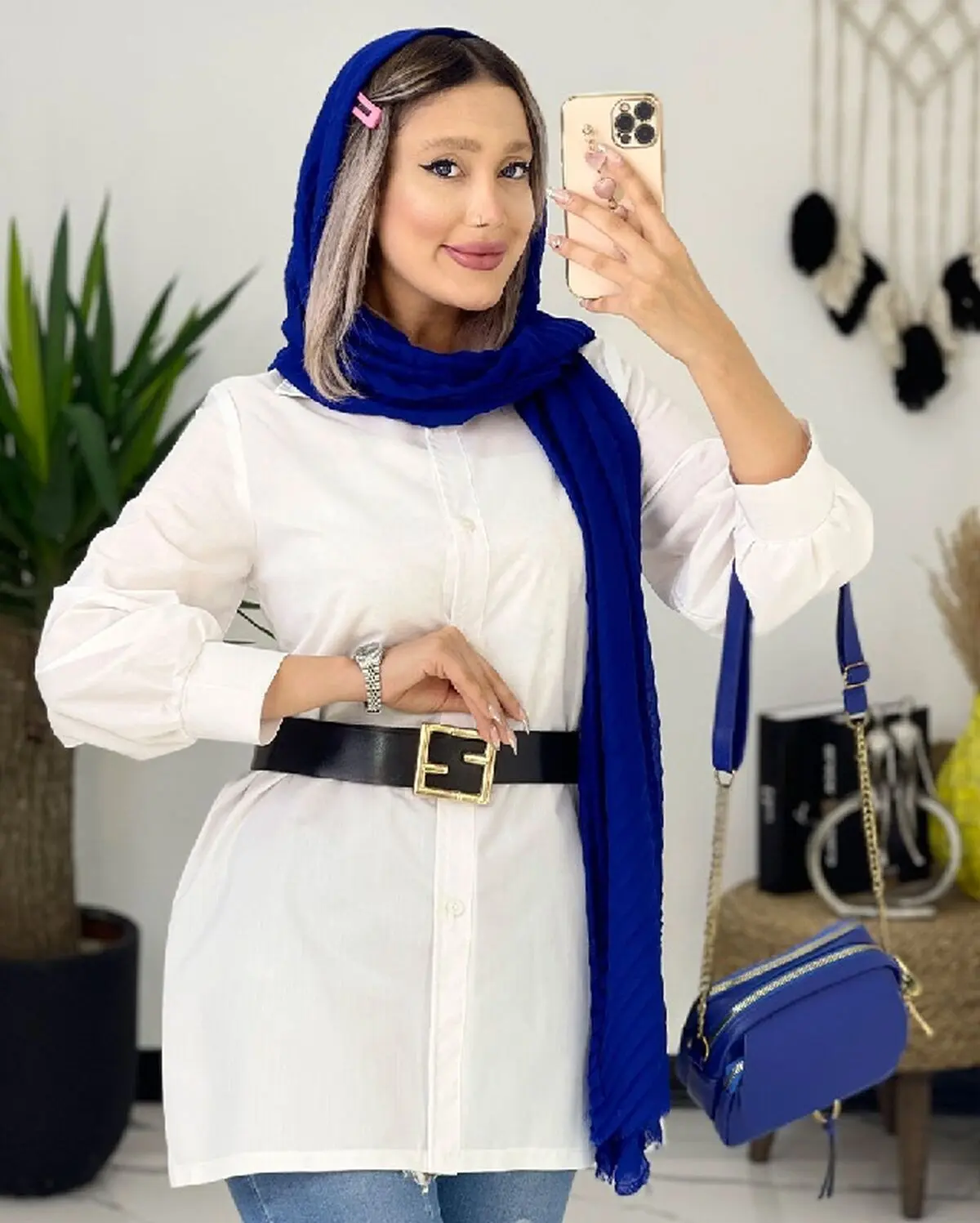 مانتو سفید