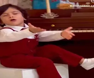 آواز اصیل؛ نیم وجبی بلا با اعتماد به نفس تو مجلس سیمین بری خوند مهمونا حظ کردن