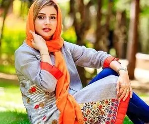 (عکس) ست کردن شبنم قلی خانی با خواهرش