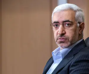 رفت و برگشت عشقی؛ رییس سازمان بورس ابقا شد