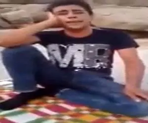 آواز محلی؛ پسره دست دست میکنه واس خوندن میگی صداش مالی نیست ولی خوند چشات چارتا میشه