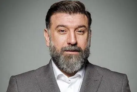 آواز شاد؛ رقص خدابیامرز علی انصاریان تو خلوت خودش دلت پر میزنه ای امان ای