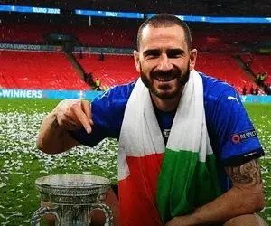 طعنه بونوچی به هواداران انگلیس پس از قهرمانی آتزوری