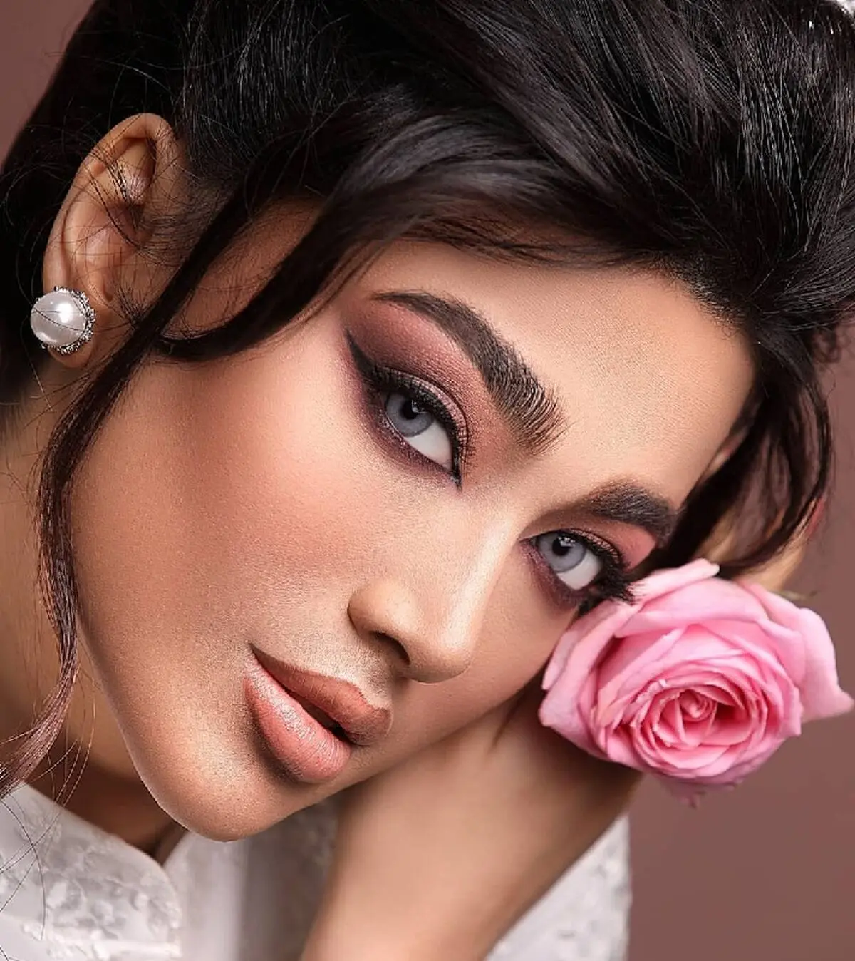 پوشاندن جای جوش و لک