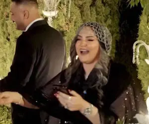 سکانس خندان؛ نعیمه نظام دوست شده عاقد عقد خواهرزادش همه رو روده بر کرد 